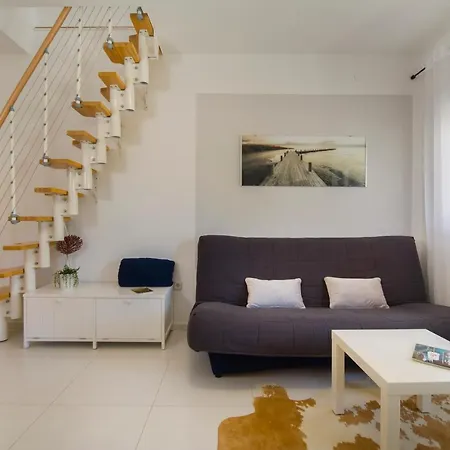 Katy Apartman Pula