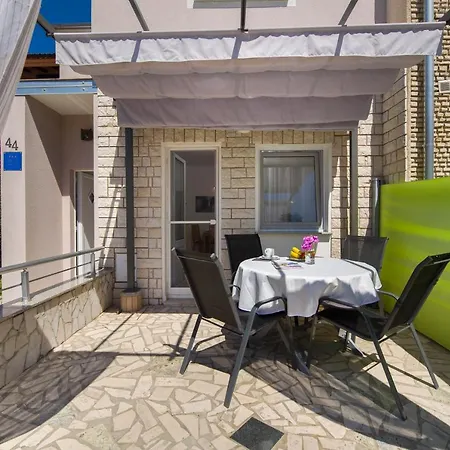 Katy Apartman Pula