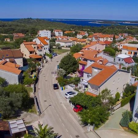 Katy Appartement Pula